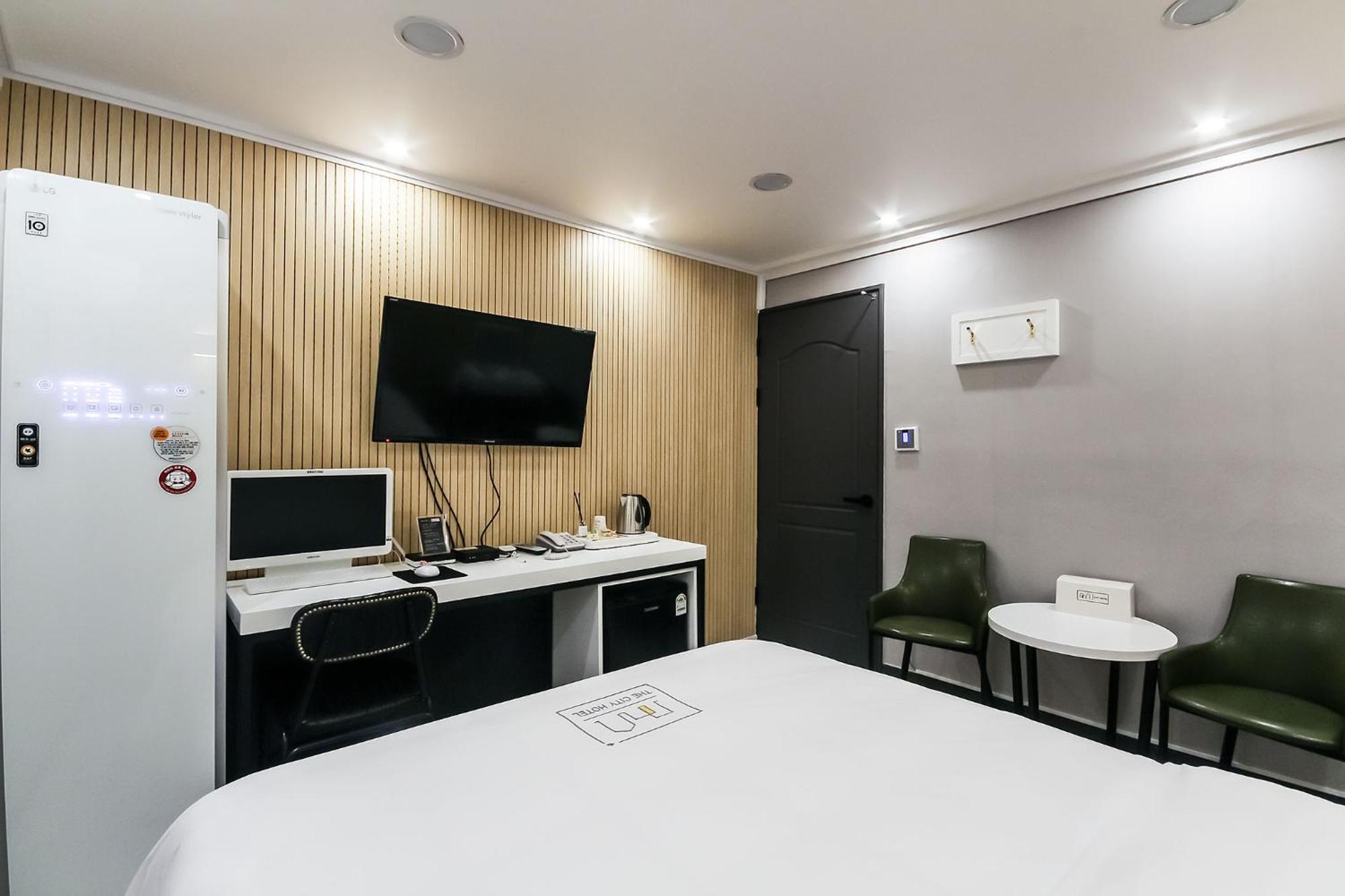 Hotel The City Gwangju Metropolitan City Exteriör bild